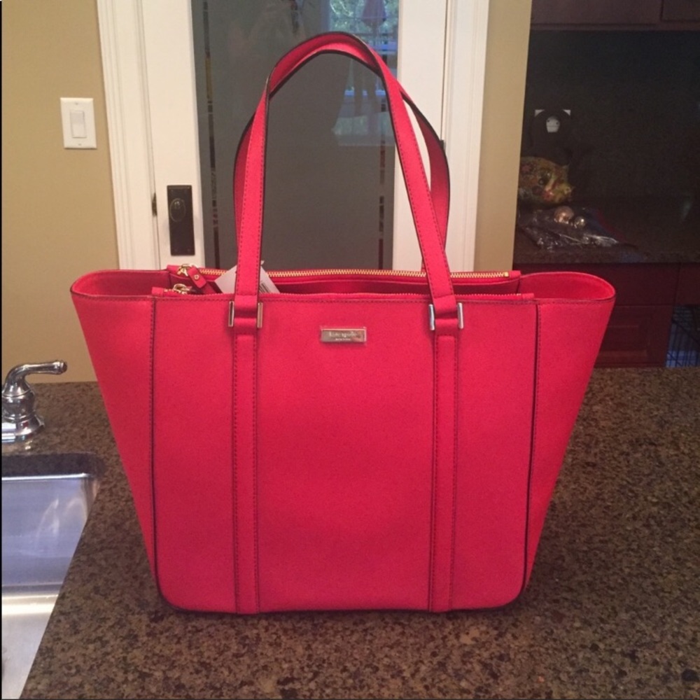 RELISTED! Red Kate spade newbury lane tote